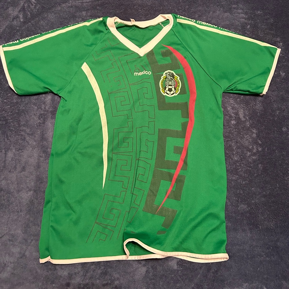 Boy's Mexico soccer jersey. Green with white side stripes. Size 16